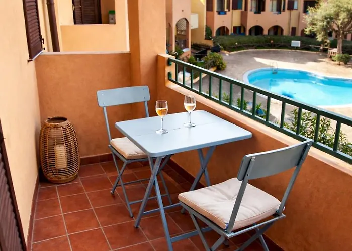 Il Mirto Con Piscina Apartment